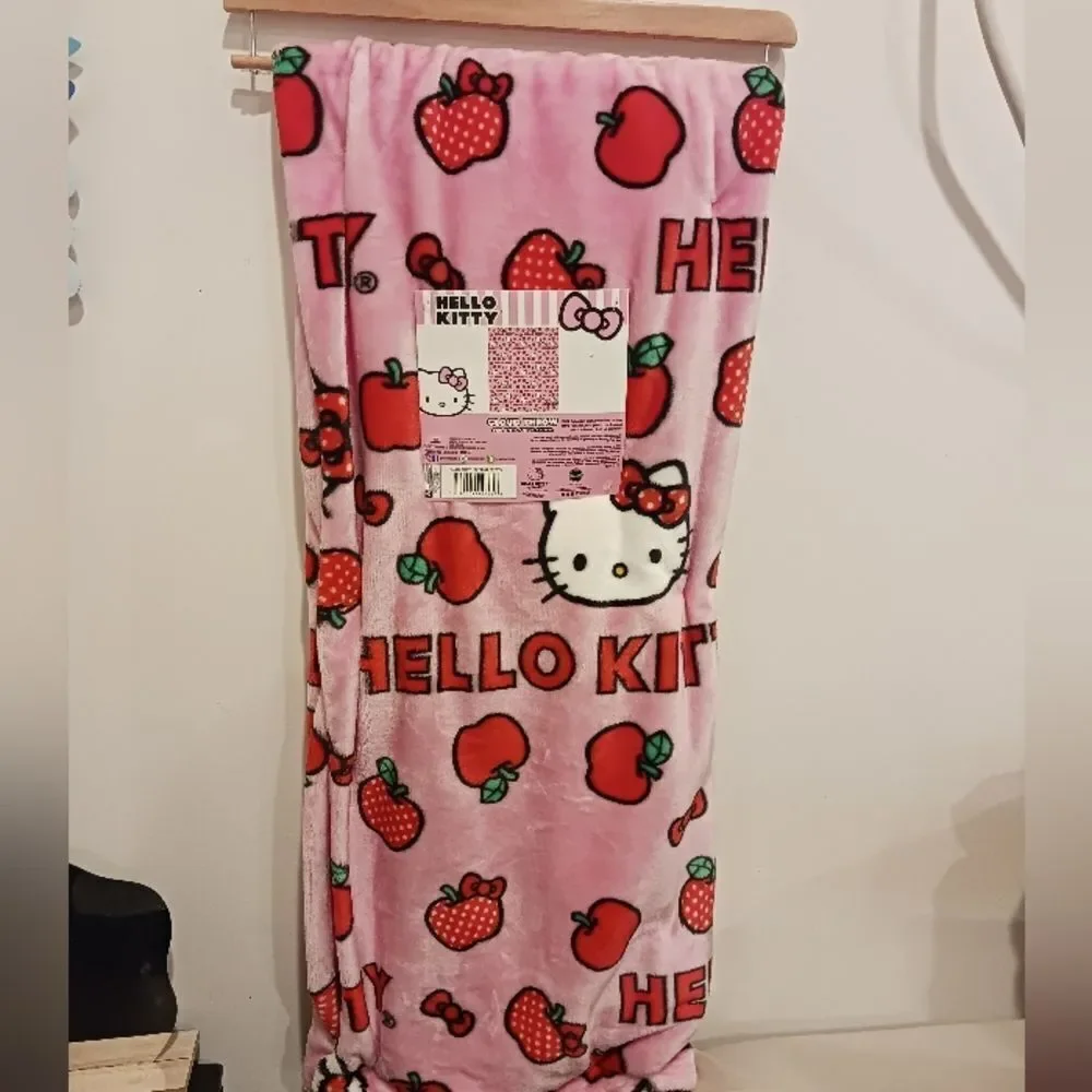 Hello Kitty Pink Throw Blanket with Apples